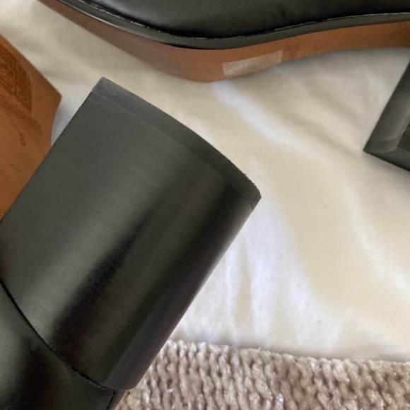 Madewell Mary Jane heels - Picture 2 of 4